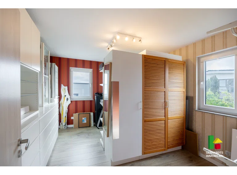Büro / Kinderzimmer