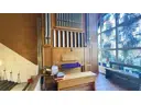 Empore mit Orgel