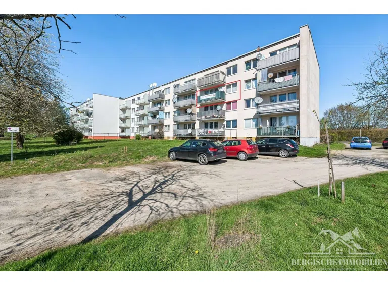 Außen - Parkplatz