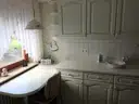 Küche mit Einbauküche