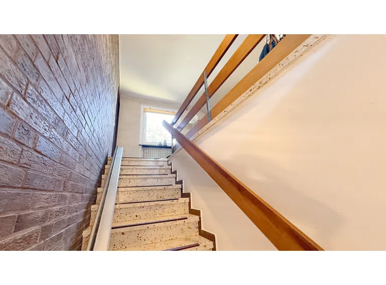 Treppe zum DG
