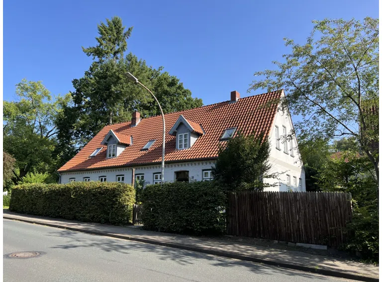 Außenansicht - Straßenseite
