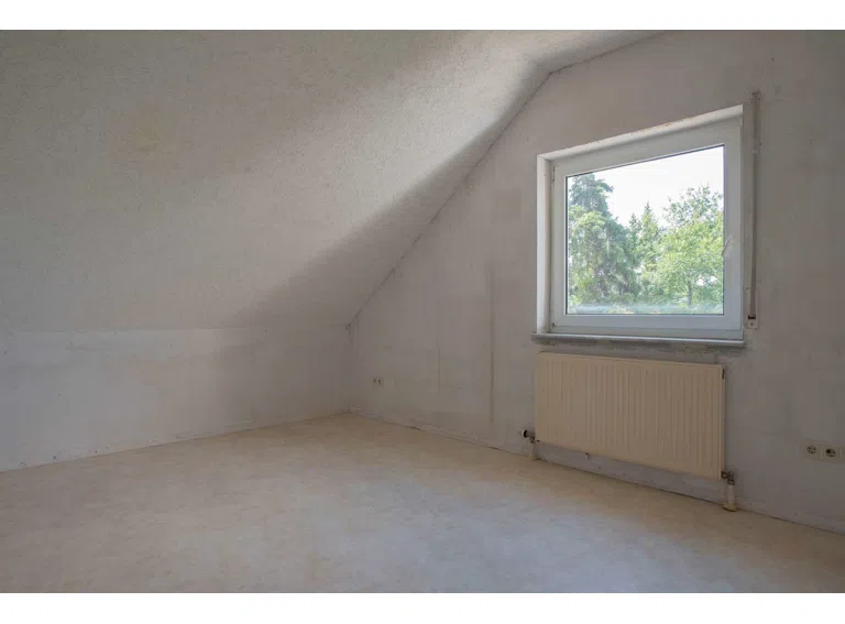 Schlafzimmer DG