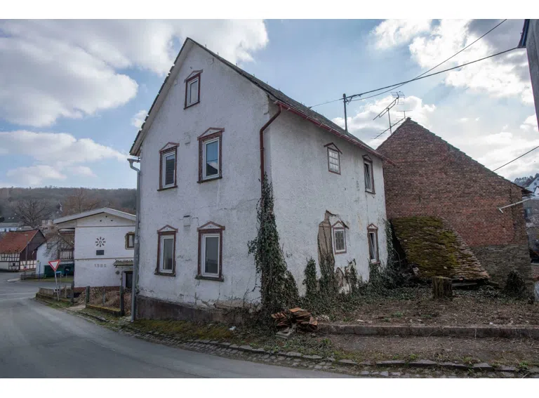 Straßenansicht