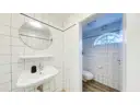 Whg. 1: WC Damen