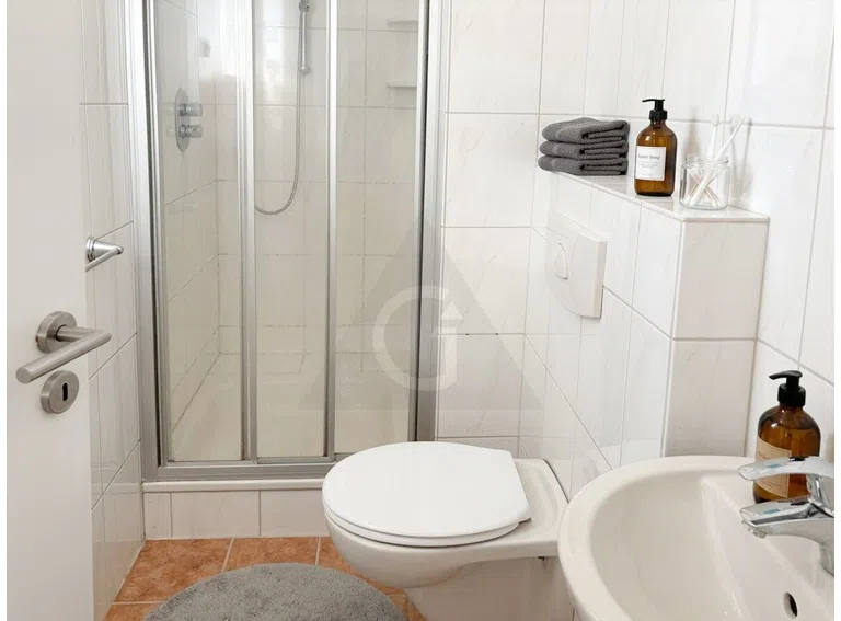 Gästebad mit Dusche