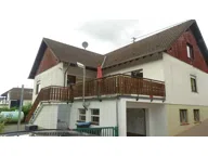 Bild von Großes Einfamilienhaus in ruhiger, gepflegter Wohnlage, mit Häuser, in Wiltingen, 158.00 m², 8.00 Zi., Bj. 1981