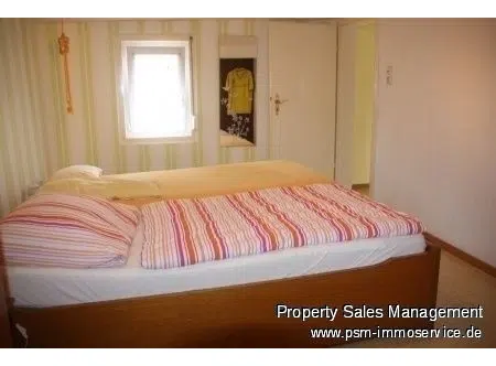 Schlafzimmer Eltern.png.png