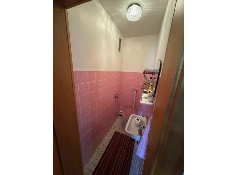 41 weiteres Gäste WC