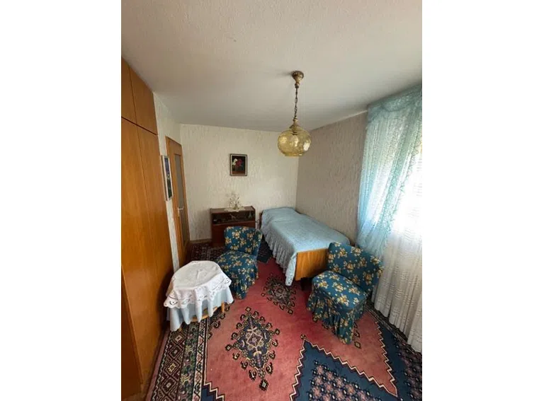 38 Gästezimmer