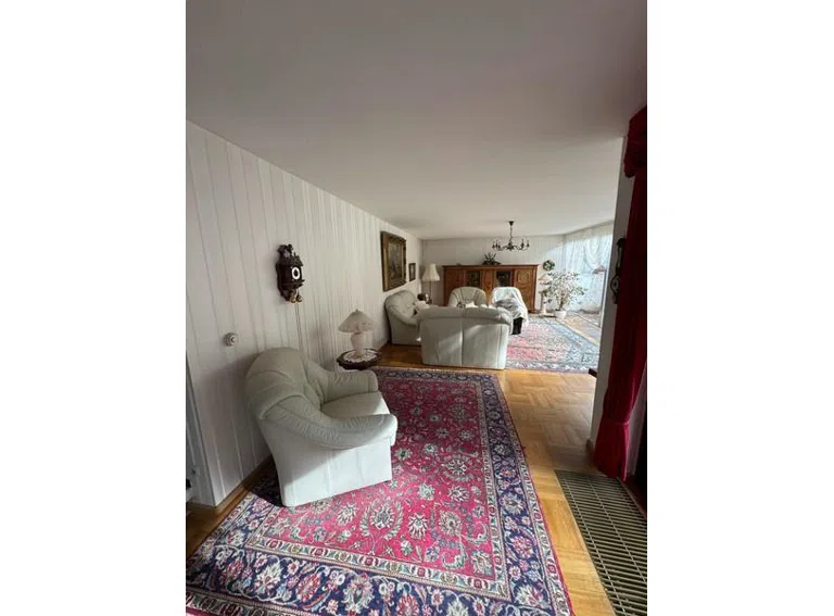 32 Wohnzimmer