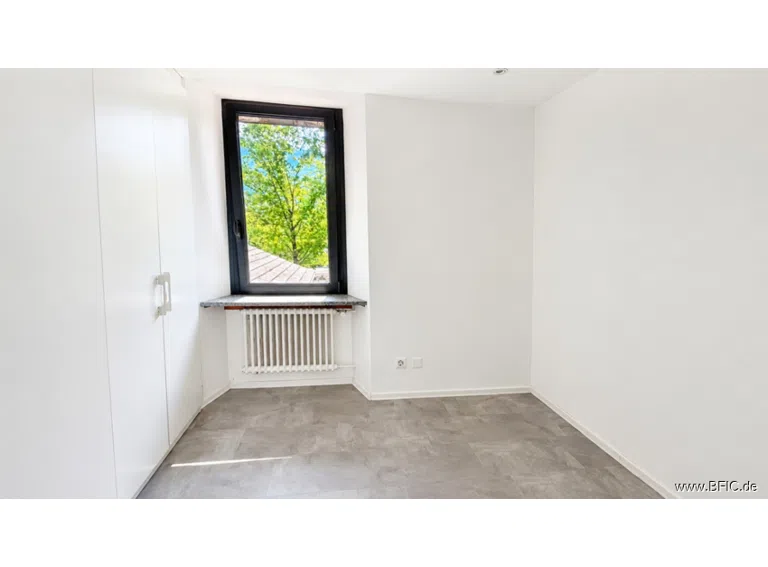 Mehrfamilienhaus Wohnung 1. OG