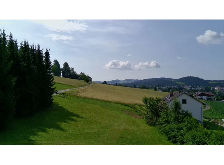 Grundstück