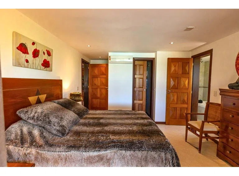 Schlafzimmer1