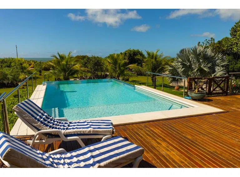 Poolterrasse