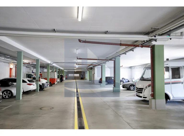 Sanierte Tiefgarage